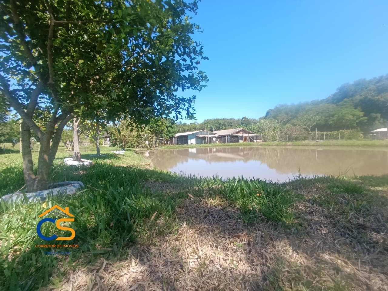 Vende-se chácara completa  Missal - Pr 1 km do centro