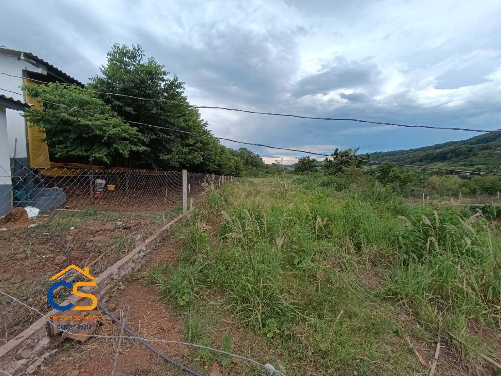 Vende-se Sitio Missal com  Granja de suínos - Foto 10