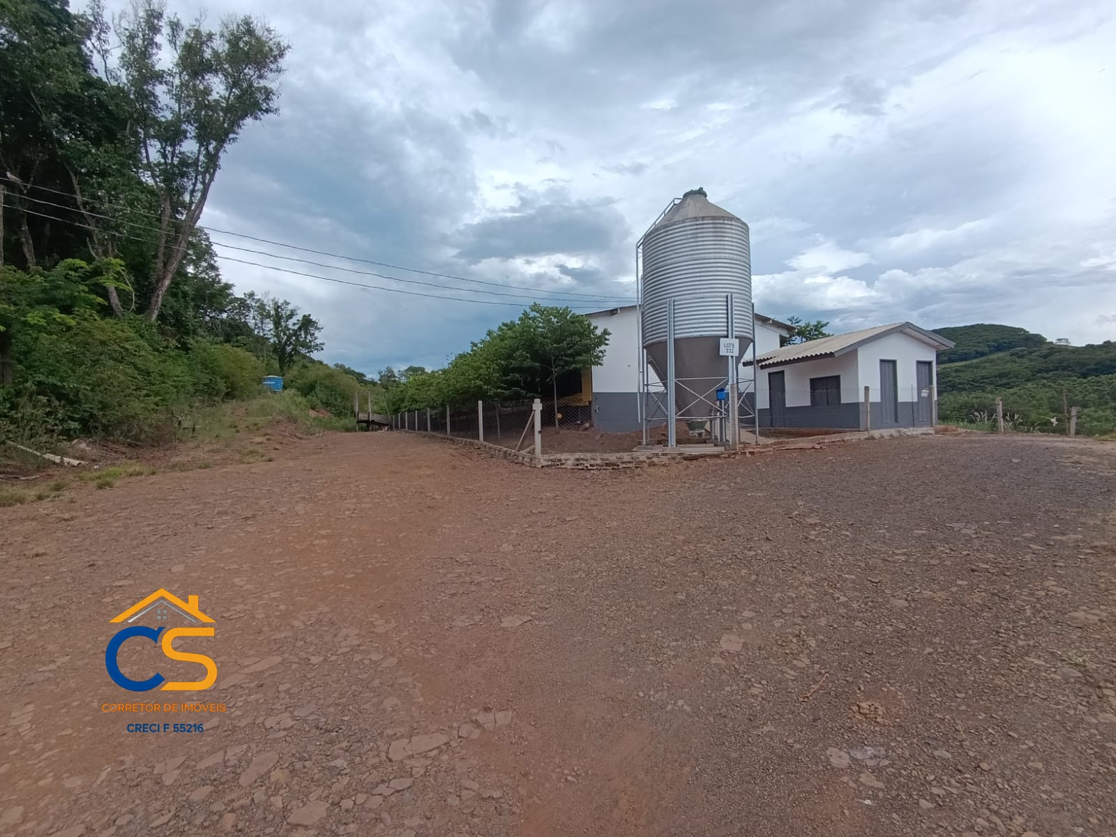 Vende-se Sitio Missal com  Granja de suínos - Foto 12