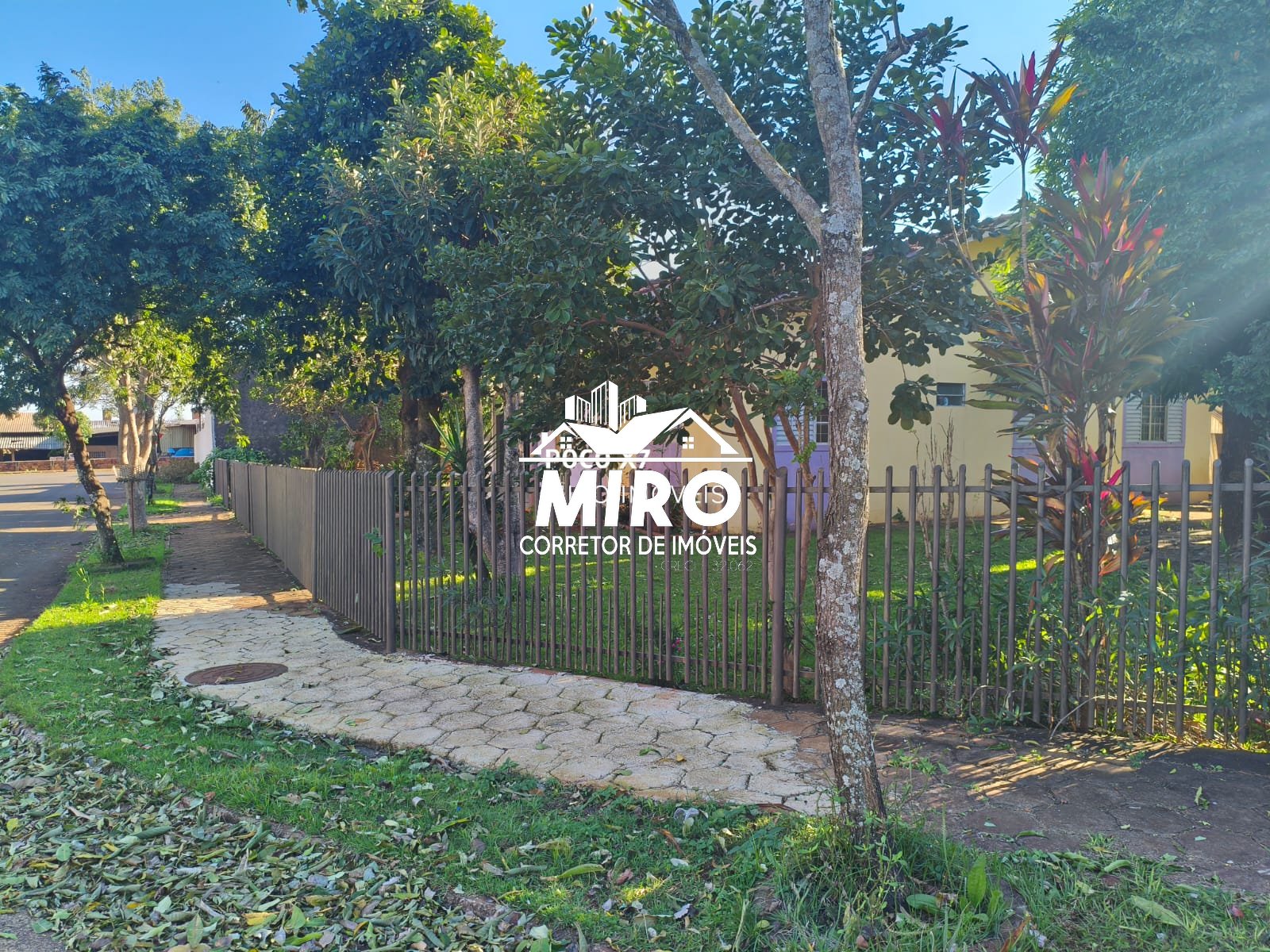 Imagem 3 de CASA DE ALVENARIA À VENDA NO CENTRO DE MISSAL, PARANÁ!